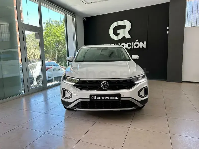 Usado VW T-Roc Advance 110 CV (80 kW) 2022 Blanco SUV