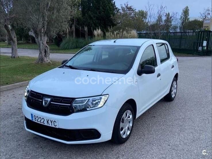 Blanco Usado 2019 Dacia Sandero Essentiel Berlina | 8500 € (Precio justo) - Imagen 1/4