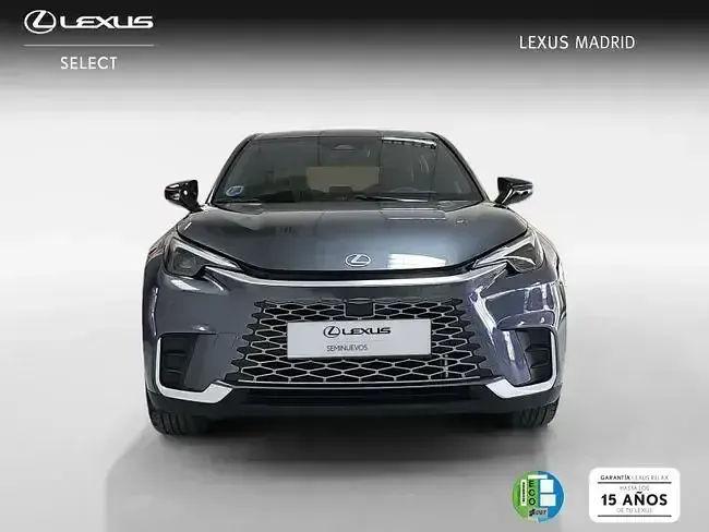Begagnad Lexus LBX 136 HK (100 kW) 2025 Grå SUV
