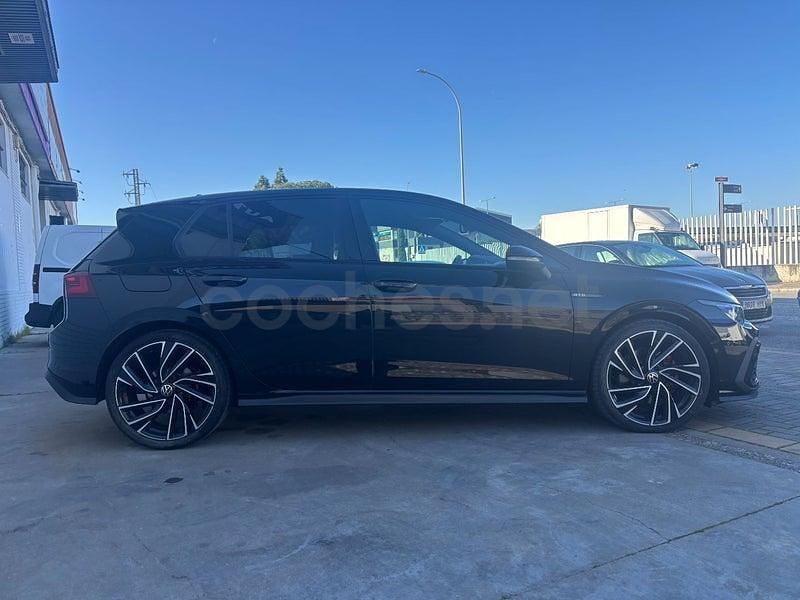Usado VW Golf VII R-line 150 CV (110 kW) 2021 Negro Utilitario