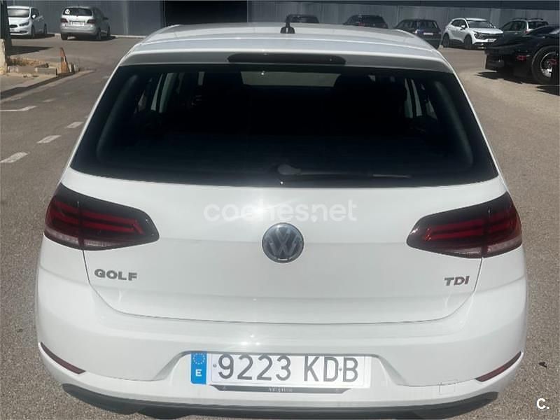 Usado VW Golf VII Business 115 CV (84 kW) 2017 Blanco Berlina