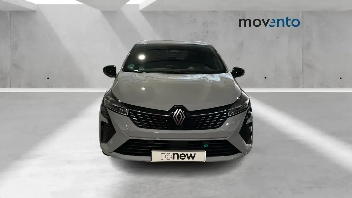 Usado Renault Clio V Techno 100 CV (73 kW) 2025 Gris Berlina