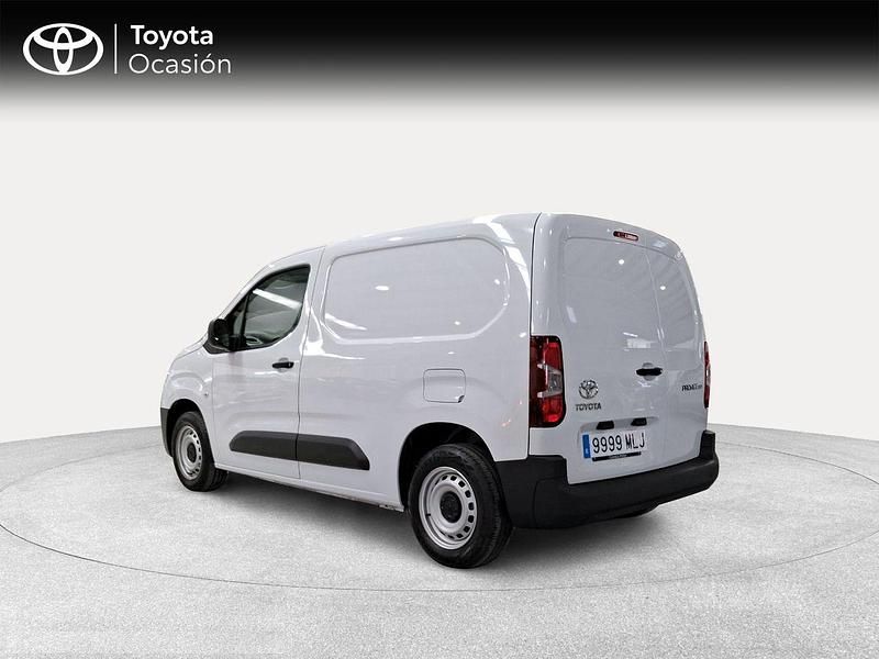 Usado Toyota Proace City City 100 CV (73 kW) 2023 Blanco Monovolumen