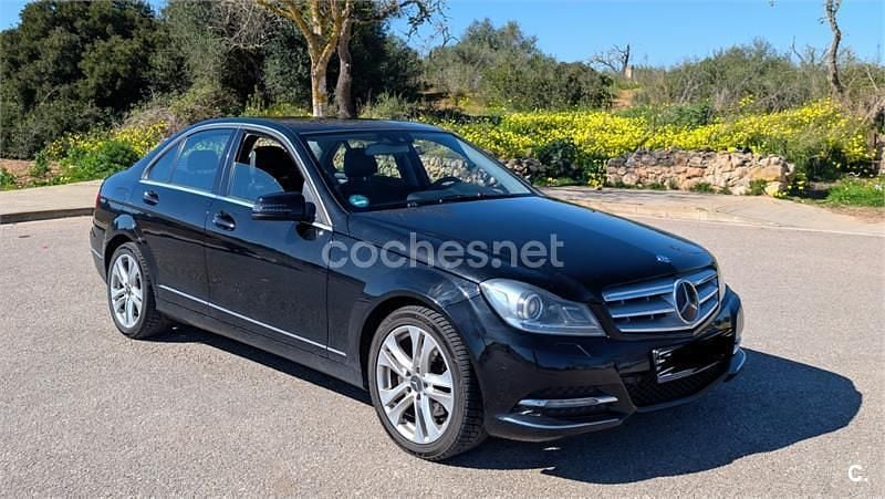 Usado Mercedes C220 Avantgarde 170 CV (125 kW) 2012 Negro Berlina