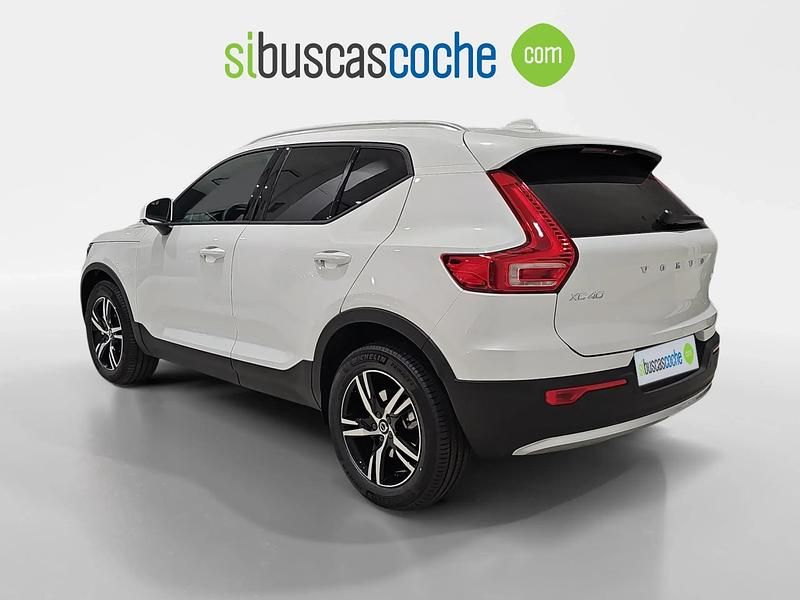 Nuevo Volvo XC40 Core 163 CV (119 kW) 2025 Blanco SUV