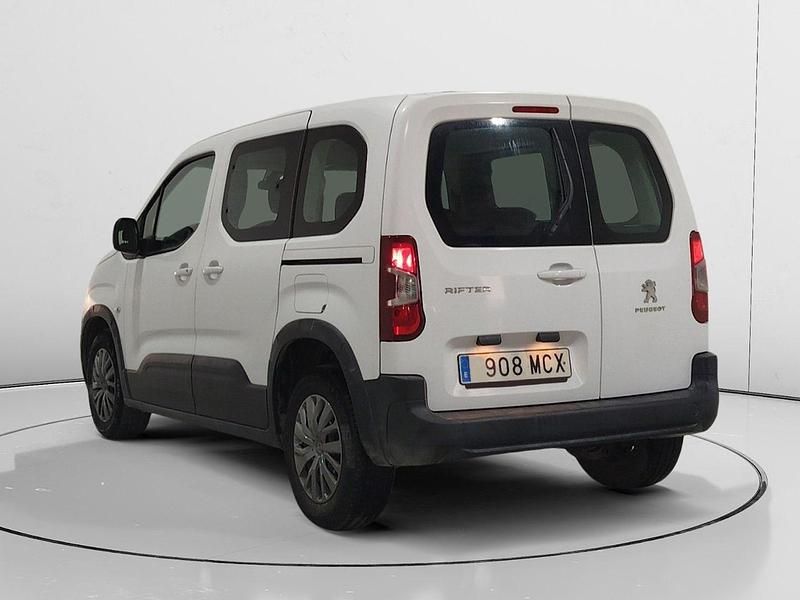 Usado Peugeot Rifter Active 102 CV (75 kW) 2022 Blanco Monovolumen