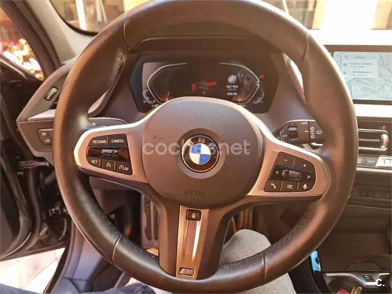 Usado BMW 118 136 CV (100 kW) 2024 Negro Utilitario