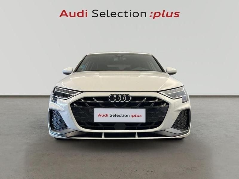 Usado Audi A3 S-Line 150 HP (110 kW) 2025 Branco Sedan