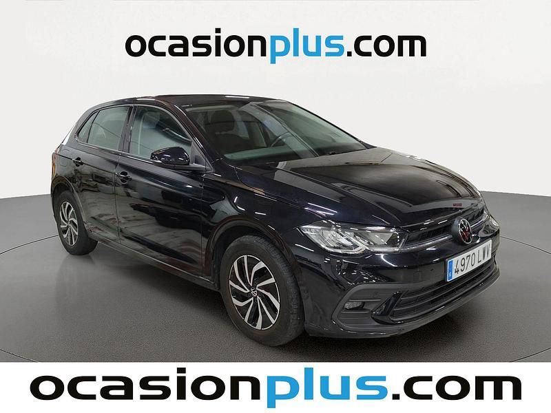 Usado VW Polo Life 95 CV (69 kW) 2022 Negro Utilitario