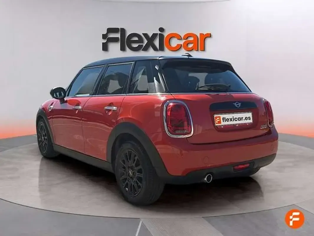 Usado Mini Cooper 136 CV (100 kW) 2019 Negro Utilitario