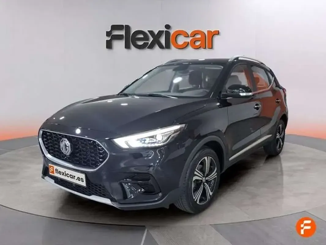 Usado MG ZS Comfort 106 CV (77 kW) 2023 Negro SUV