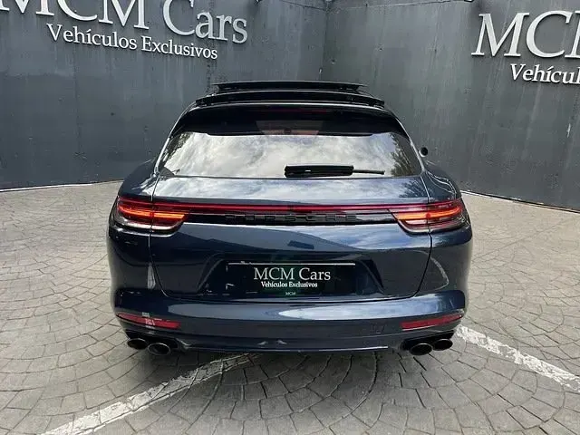 Usado Porsche Panamera Turbo S E-Hybrid Sport Turismo Sport Turismo 680 CV (500 kW) 2018 Azul Familiar