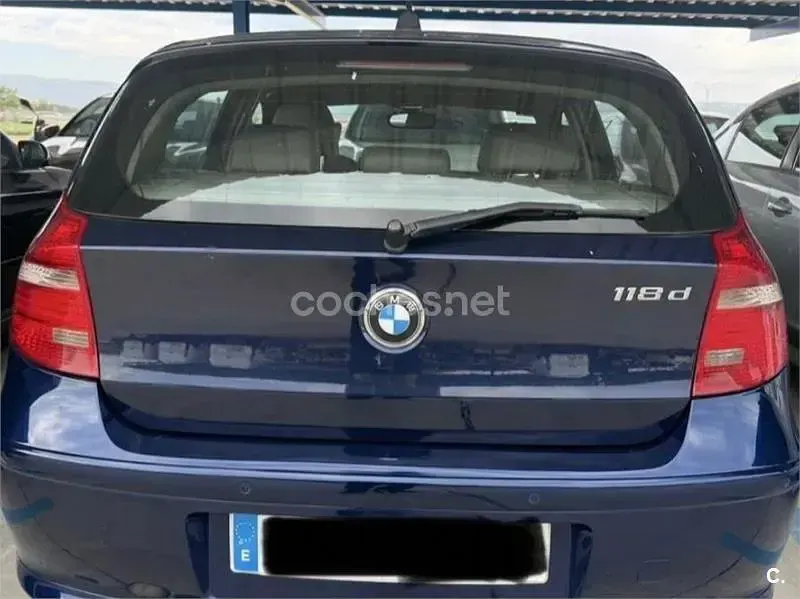 Usado BMW 118 122 CV (89 kW) 2008 Azul Utilitario