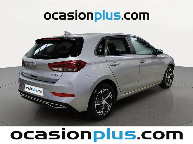 Usado Hyundai i30 120 CV (88 kW) 2022 Gris