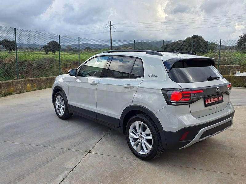 Usado VW T-Cross Life 95 CV (69 kW) 2025 Gris / plata SUV