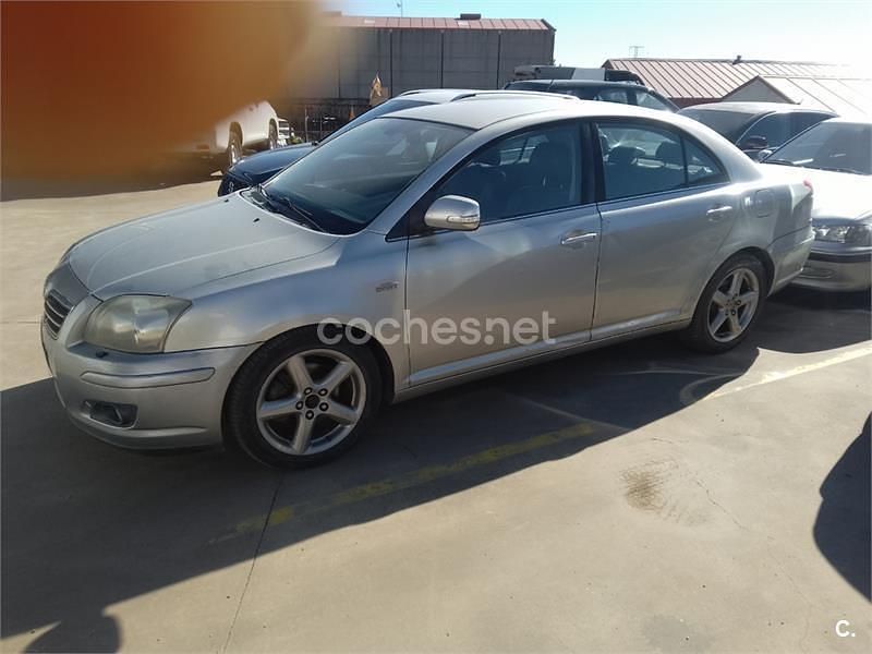 Usado Toyota Avensis Executive 177 CV (130 kW) 2007 Gris / plata Berlina