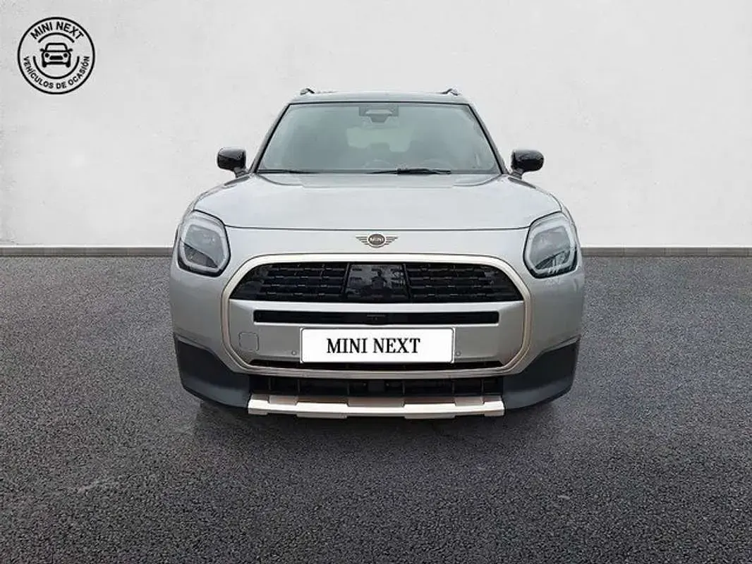 Usado Mini Countryman Essential 163 CV (119 kW) 2025 Gris SUV