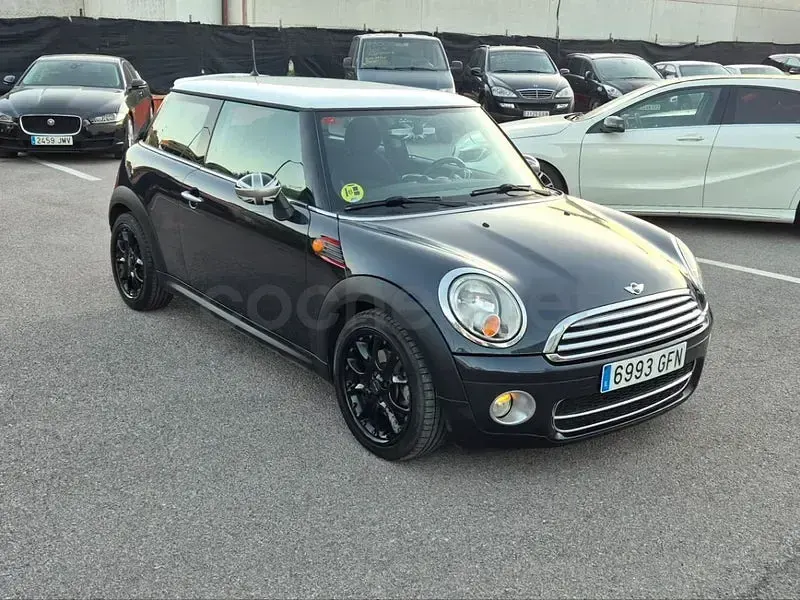 Usado Mini Cooper D 110 CV (80 kW) 2008 Negro Utilitario