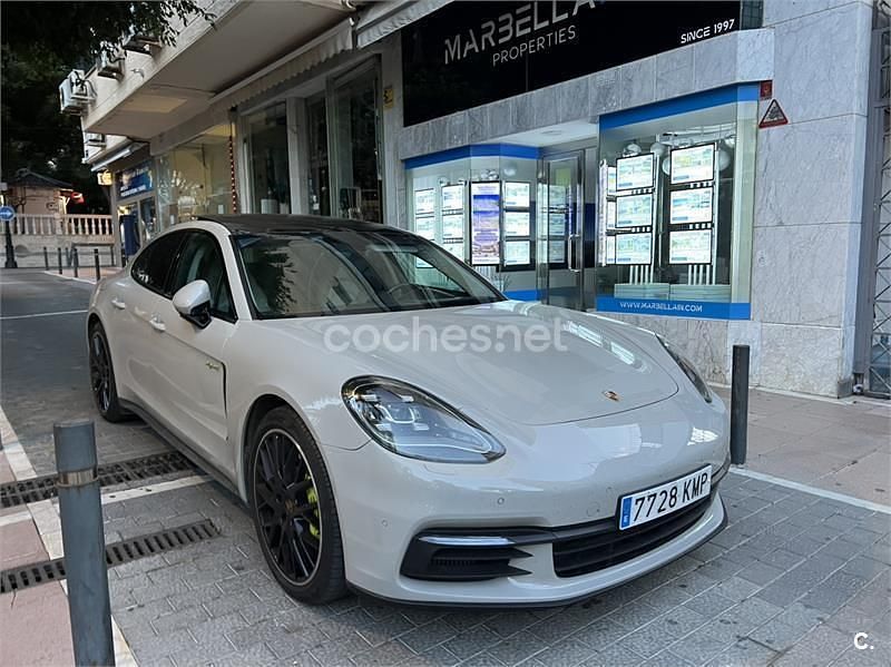 Gris / plata Usado 2018 Porsche Panamera 4 Berlina | 76.700 € (Caro) - Imagen 1/4