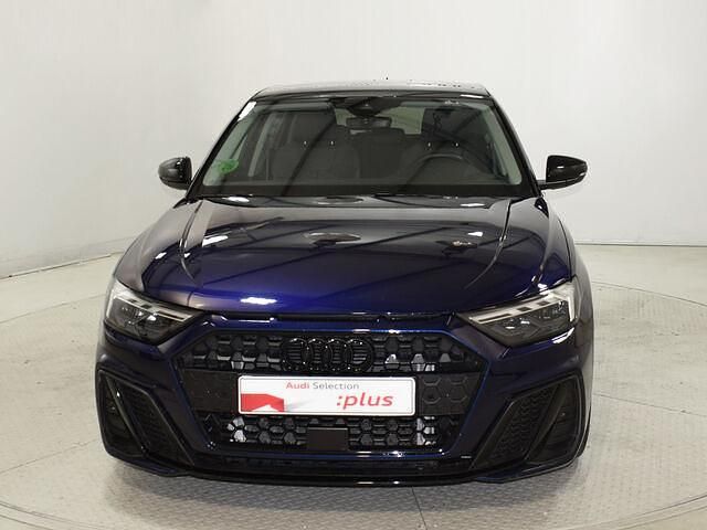 Usado Audi A1 Black Edition 116 CV (85 kW) 2025 Azul SUV