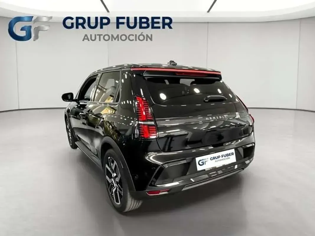 Usado Renault R5 Urban 89 kW (122 CV) 2025 Negro Utilitario
