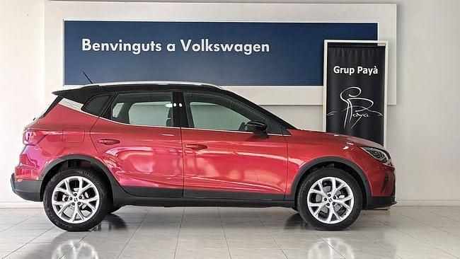 Usado Seat Arona FR 115 CV (84 kW) 2024 Rojo SUV