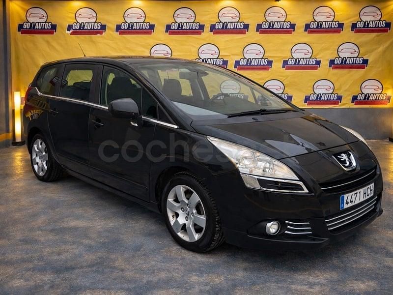 Usado Peugeot 5008 Premium 112 CV (82 kW) 2011 Negro Monovolumen