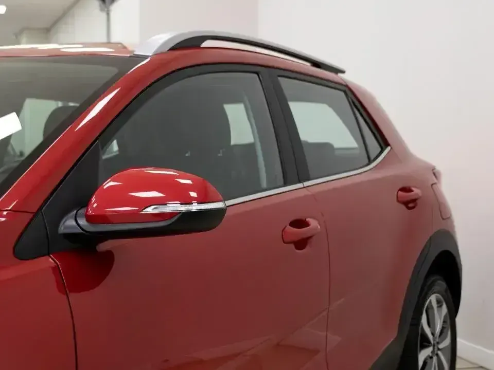 Usado Kia Stonic 79 CV (58 kW) 2024 Otro SUV