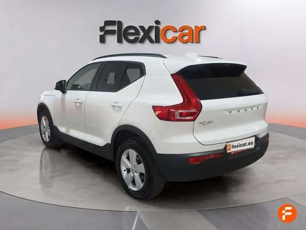 Usado Volvo XC40 156 CV (114 kW) 2019 Blanco SUV
