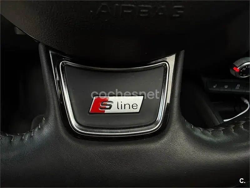 Usado Audi A1 Ambition 122 CV (89 kW) 2013 Negro Utilitario