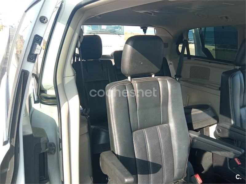 Usado Lancia Voyager Gold 163 CV (119 kW) 2012 Blanco Monovolumen