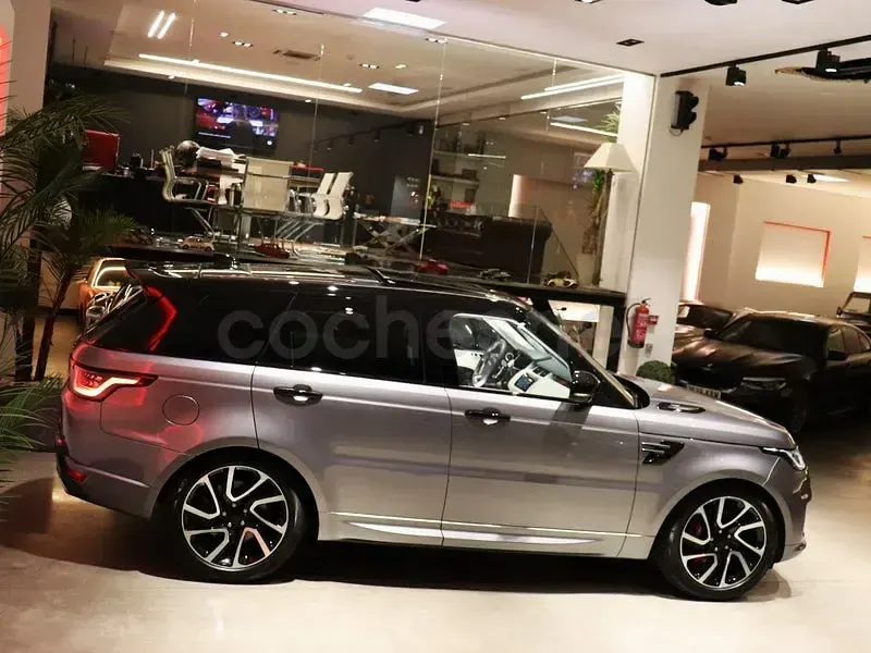 Usado Land Rover Range Rover Sport HSE 300 CV (220 kW) 2022 Gris / plata SUV