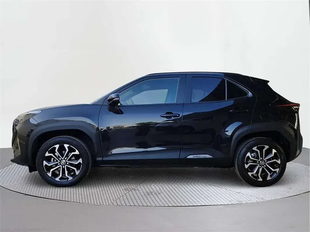 Usado Toyota Yaris Cross Active 132 CV (97 kW) 2025 SUV