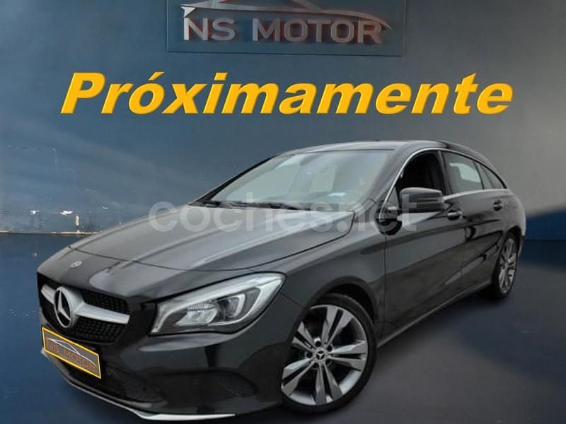 Negro Usado 2019 Mercedes CLA200 Shooting Brake Familiar | 18.900 € (Buen precio) - Imagen 1/4