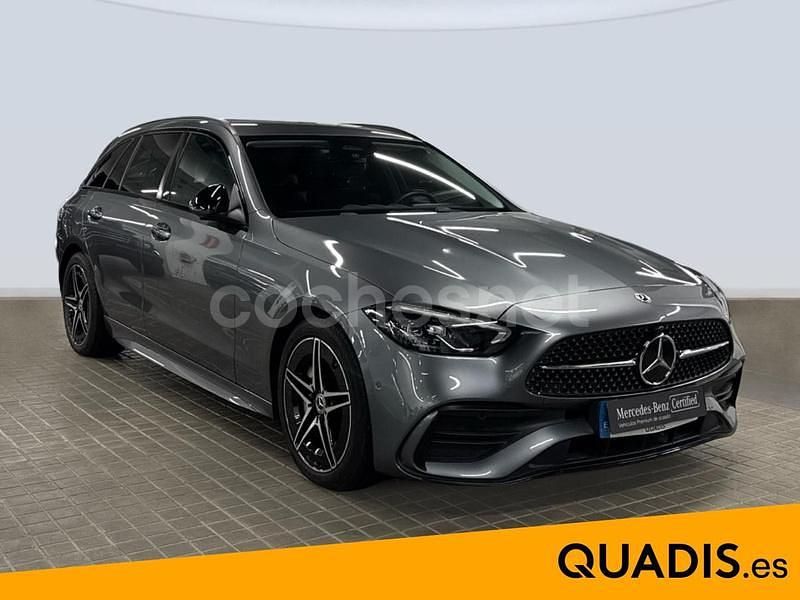 Usado Mercedes C220 200 CV (147 kW) 2025 Gris / plata Familiar
