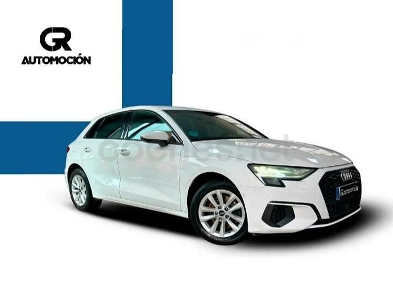 Usado Audi A3 110 CV (80 kW) 2021 Blanco Berlina