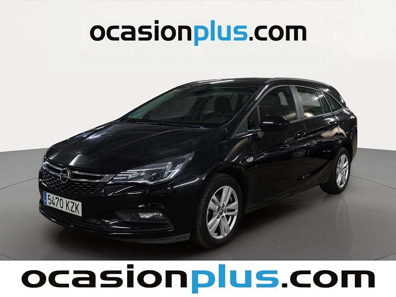 Usado Opel Astra Selective 150 CV (110 kW) 2019 Negro Familiar