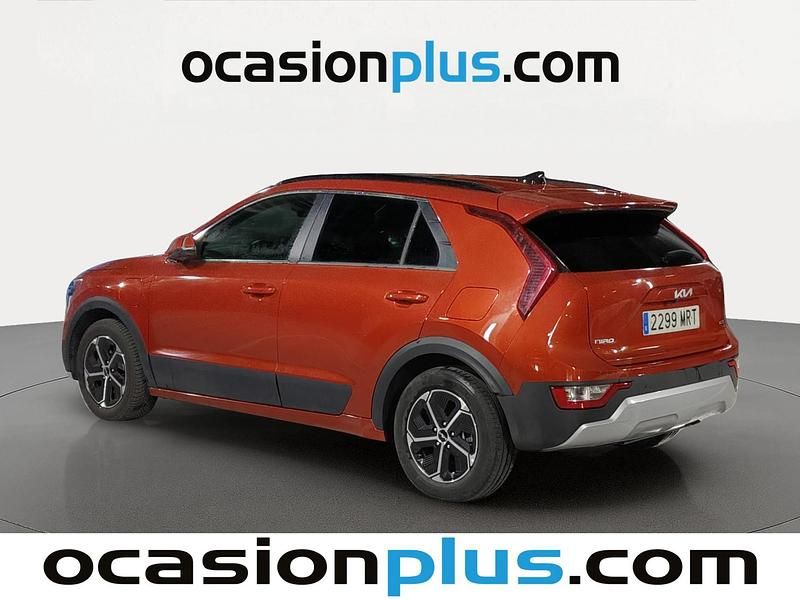 Usado Kia Niro 184 CV (135 kW) 2024 Rojo SUV