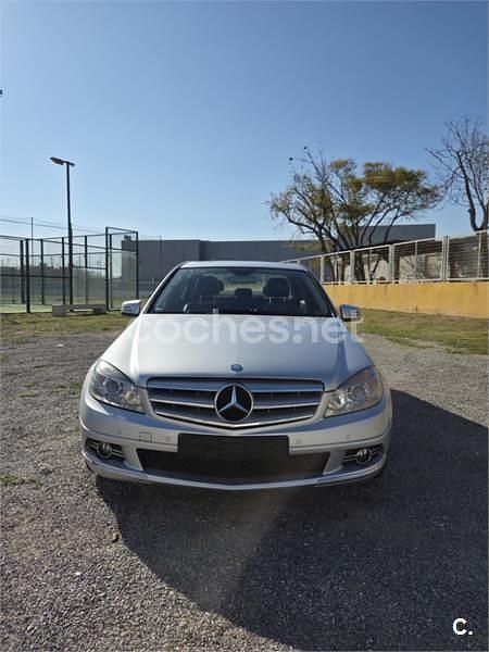 Usado Mercedes C220 Avantgarde 170 CV (125 kW) 2010 Gris / plata Berlina