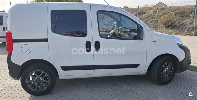 Usado Fiat Fiorino 95 CV (69 kW) 2016 Blanco Monovolumen
