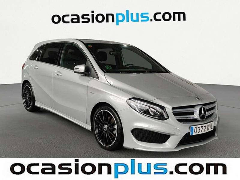 Usado Mercedes B200 136 CV (100 kW) 2019 Plateado Monovolumen