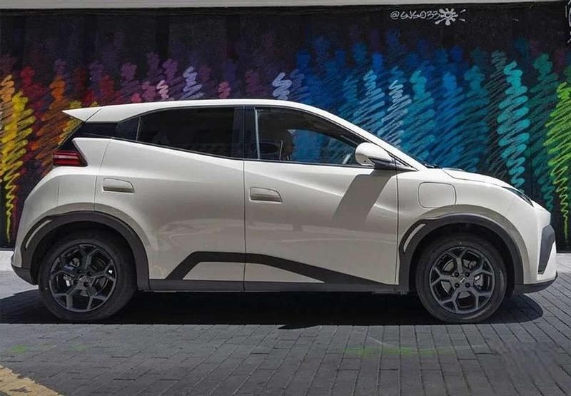 Usado BYD Dolphin Surf Comfort 116 kW (158 CV) 2025 Blanco Utilitario