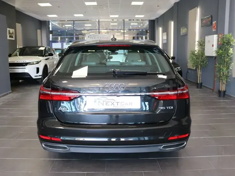 Usado Audi A6 Ambiente 163 CV (119 kW) 2021 Negro Familiar