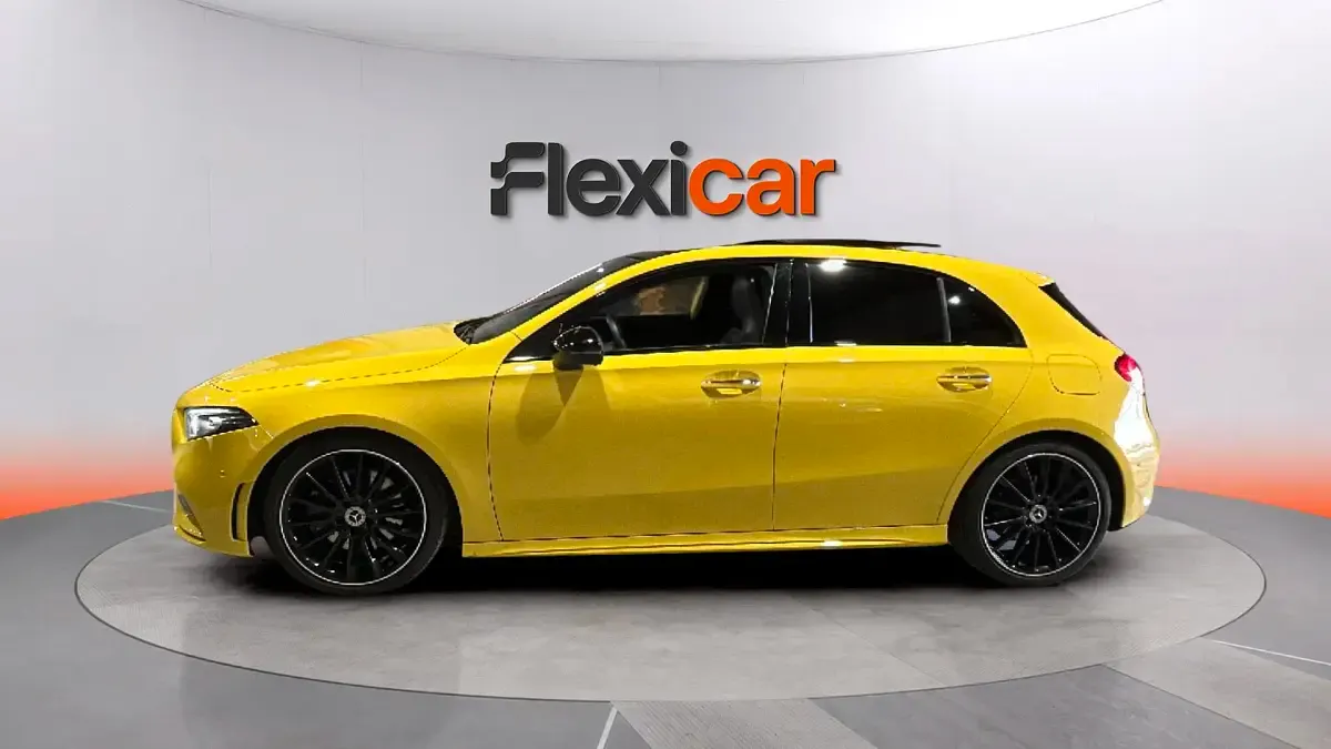 Usado Mercedes A220 190 CV (139 kW) 2019 Amarillo Berlina