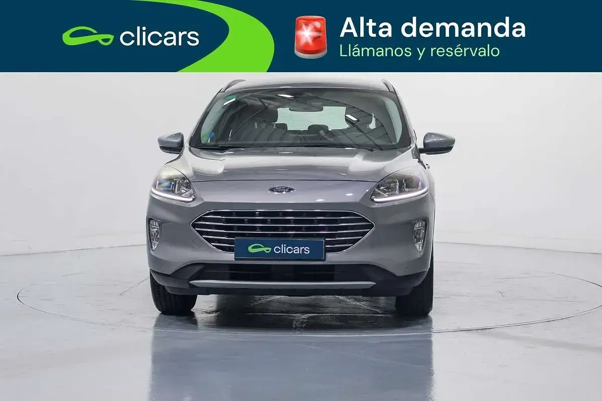 Usado Ford Kuga Titanium 190 CV (139 kW) 2022 Gris SUV