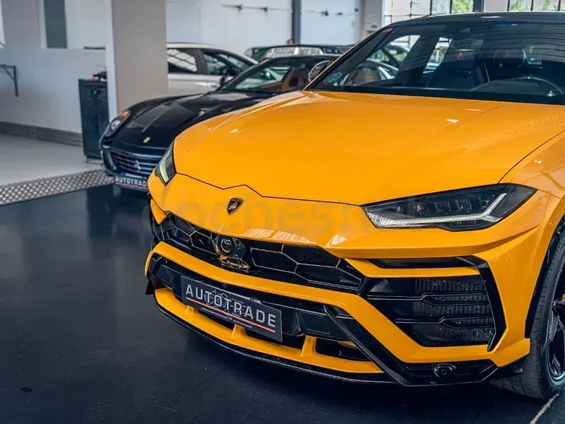 Usado Lamborghini Urus 666 CV (489 kW) 2019 Amarillo SUV