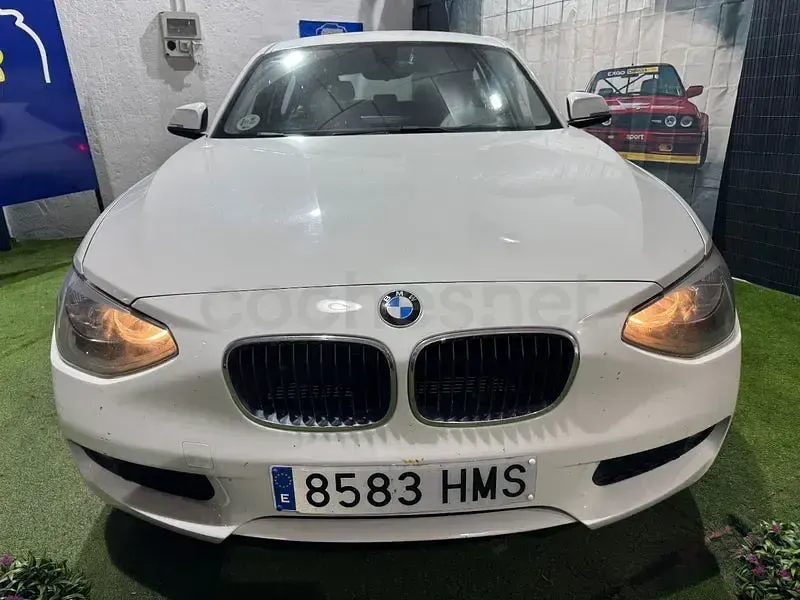 Usado BMW 118 Comfort Edition 143 CV (105 kW) 2012 Blanco Utilitario