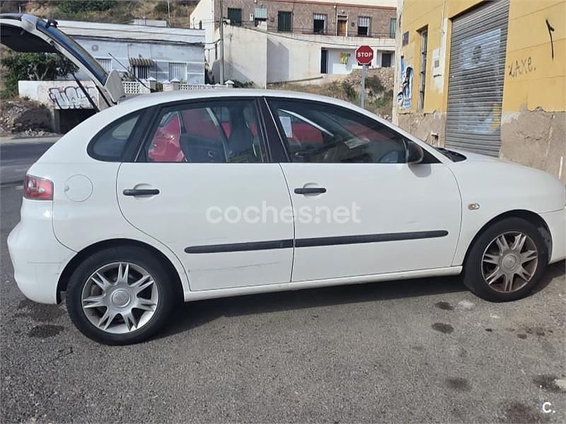 Blanco Usado 2008 Seat Ibiza Reference Berlina | 4000 € (Buen precio) - Imagen 1/4