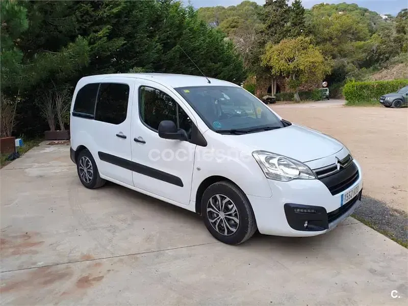 Usado Citroën e-Berlingo Live 75 CV (55 kW) 2017 Blanco Monovolumen