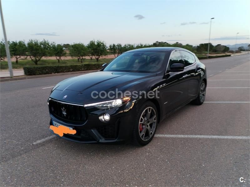 Negro Usado 2021 Maserati Levante SUV | 49.500 € (Buen precio) - Imagen 1/4